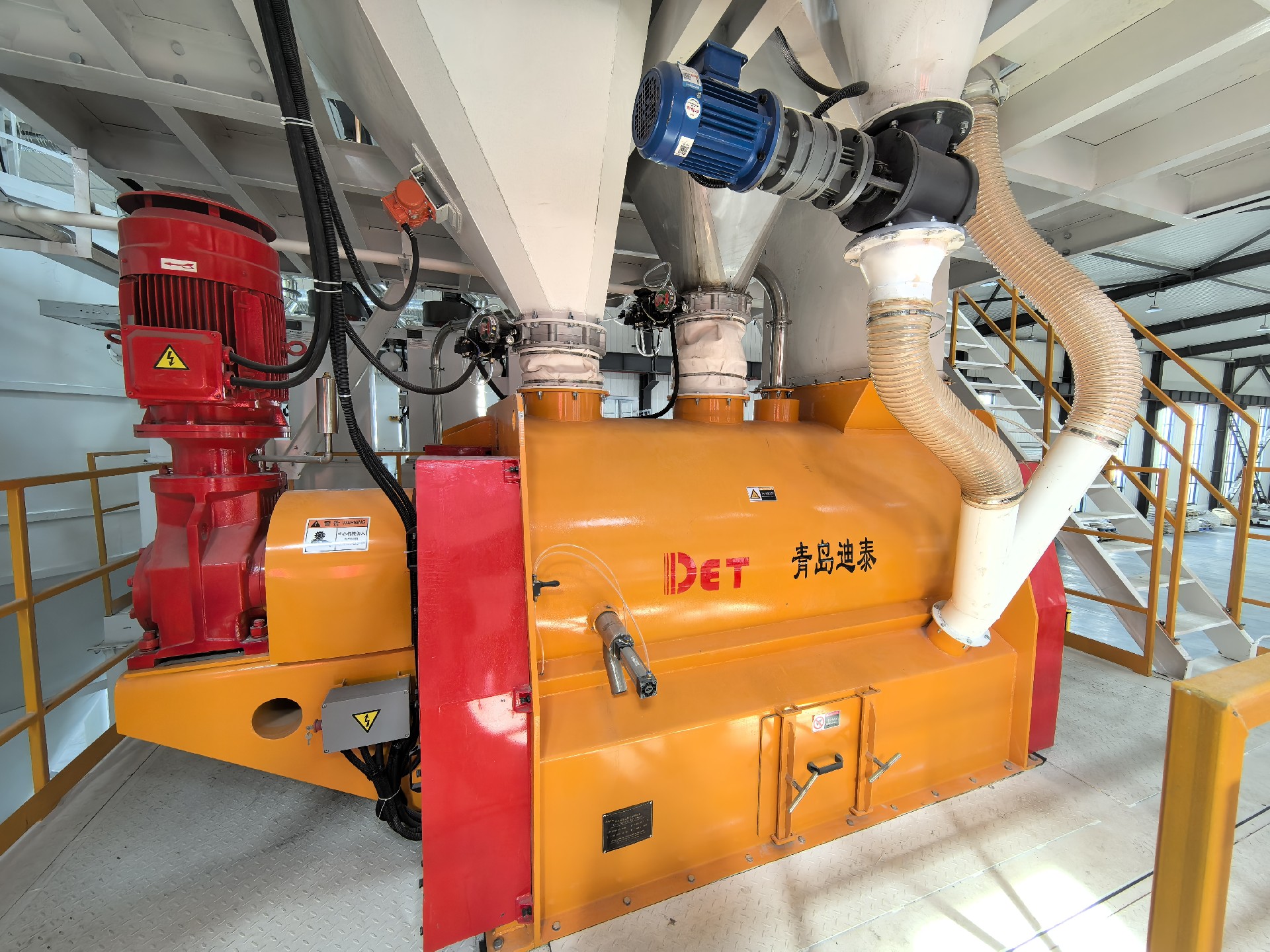 建材革新浪潮下，UHPC设备成为核心引擎